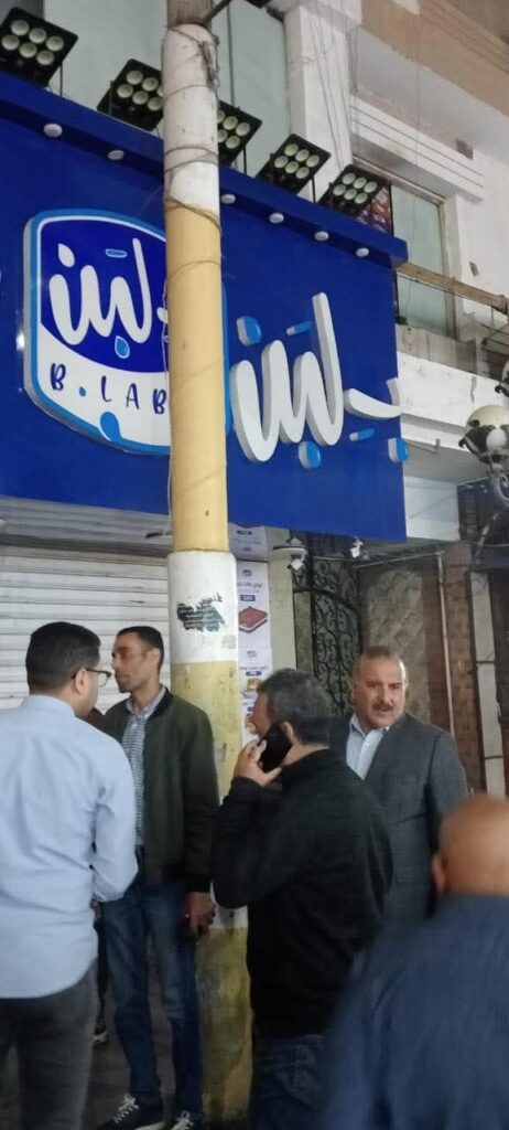 محافظ الغربية يأمر بإغلاق فروع "ب لبن" و"كنافة وبسبوسة" 