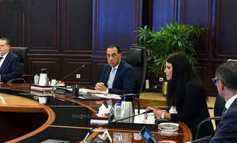 وتطرق الاجتماع لموقف الدين الخارجى خلال الفترة من مارس 2024 وحتى مارس 2025، و هيكل الدين