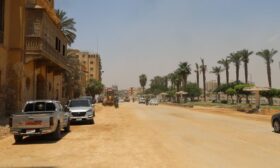 محافظ السويس يتابع أعمال التطوير بشارع بورسعيد