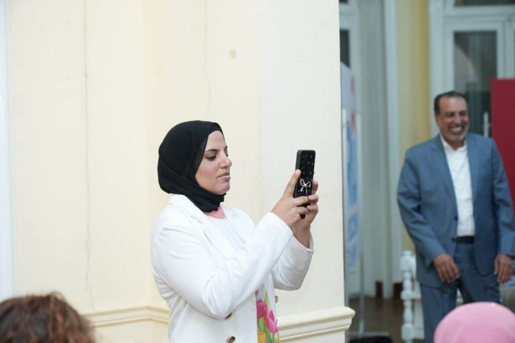 وجوه على هيئة وحوش.. الثعالب والذئاب والكلاب والأسود بيننا