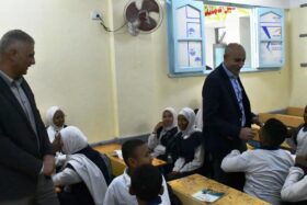 زيارة وزير التربية والتعليم لمدرسة الشهيد عمرو فريد في أسوان