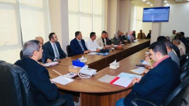 محافظ السويس يعقد إجتماع لجنة البت لتقنين أوضاع الأراضي والمباني