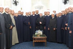 وزير الأوقاف .. يجتمع بالأئمة المختارين للبرنامج التدريبي بالأكاديمية العسكرية بالمجلس الأعلى للشئون الإسلامية