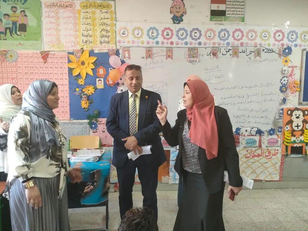 إدارة القوصية التعليمية تستقبل وفداً ألمانياً رفيع المستوى لمتابعة سير العملية التعليمية