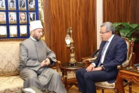 وزير الأوقاف .. يلتقي رئيس المركزي للمحاسبات لتعزيز التعاون والحوكمة