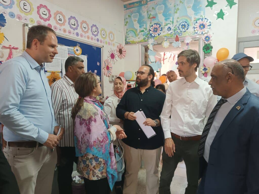 إدارة القوصية التعليمية تستقبل وفداً ألمانياً رفيع المستوى لمتابعة سير العملية التعليمية