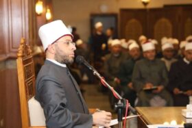 وزير الأوقاف .. الإمام قدوة ورحمة للناس
