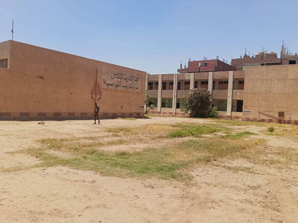 بشرى سارة لأهالي القوصية.. بدء الخطوات التنفيذية لإنشاء 5 مدارس جديدة