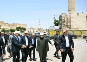 مدبولي .. يتفقد أعمال ترميم مسجد المسبح 