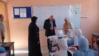 مدير الإدارة التعليمية بدسوق .. يواصل تفقد المدارس